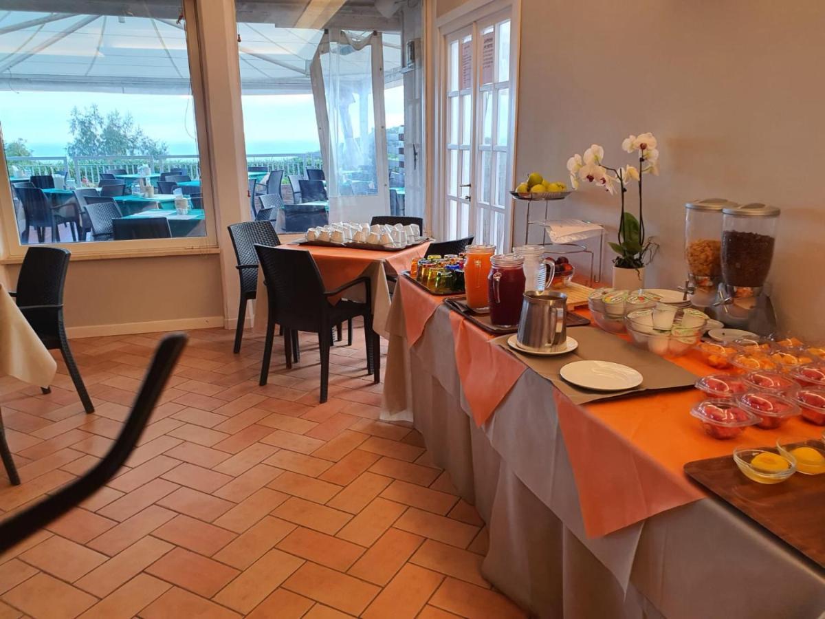 Acquaviva Park Hotel 포르토페라이오 외부 사진