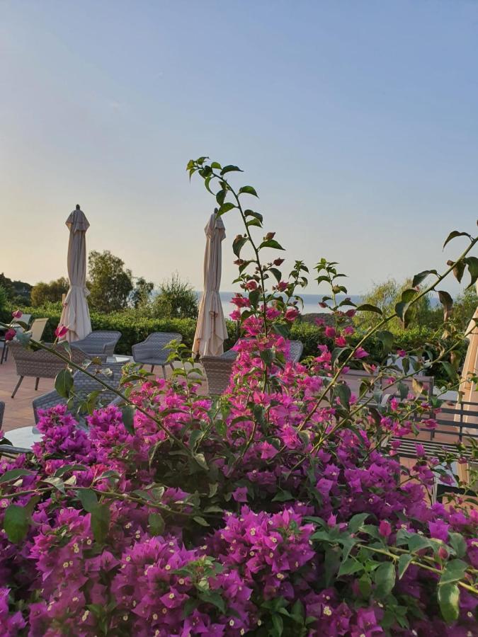 Acquaviva Park Hotel 포르토페라이오 외부 사진