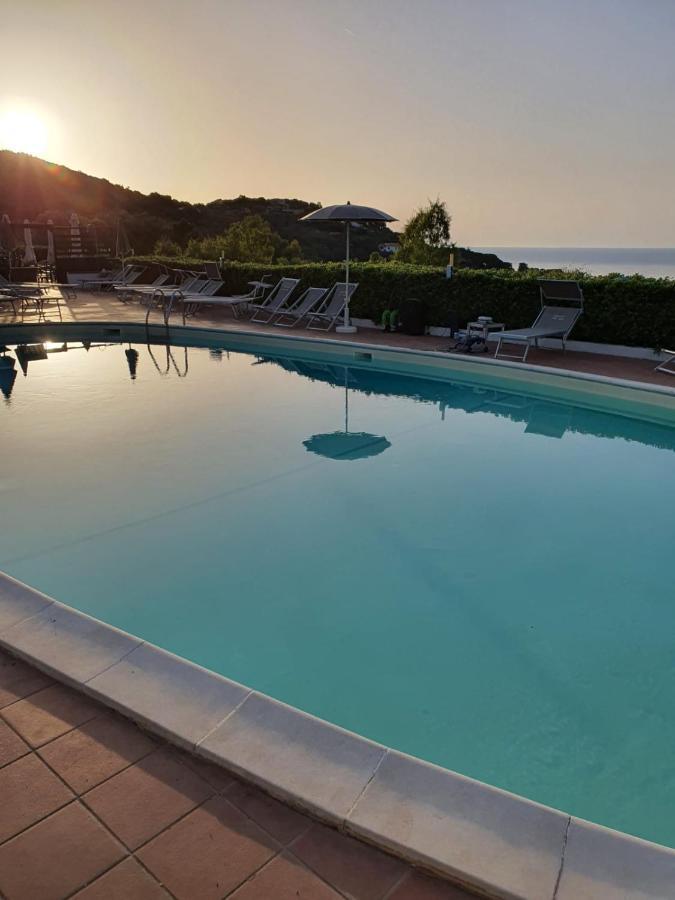 Acquaviva Park Hotel 포르토페라이오 외부 사진