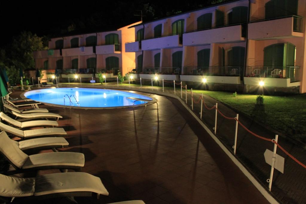 Acquaviva Park Hotel 포르토페라이오 외부 사진